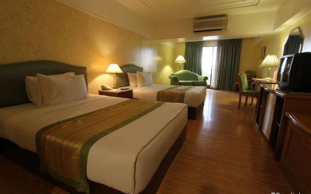 Atrium Hotel