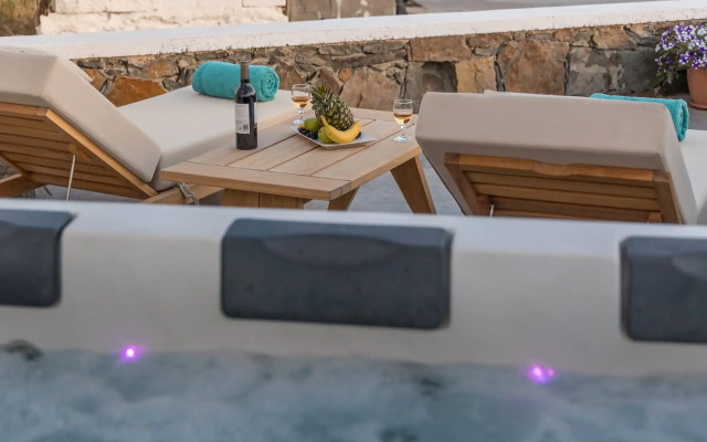 Ostria Hotel