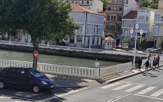 Apartamento pequeño, coqueto y céntrico.