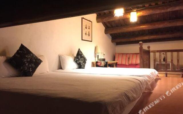 The old says B&B