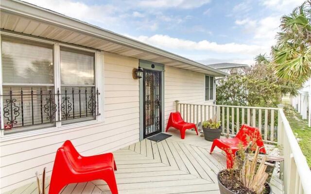 Sea Biscuit - Three Bedroom Home