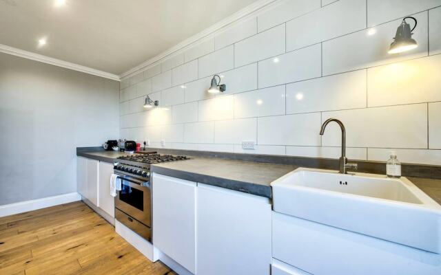 Luxury 2bed Apart on Frederick St - Heart of City