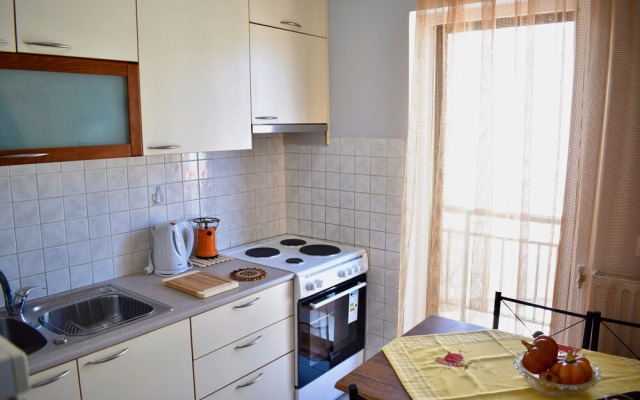 Alkyon Perea Apartments