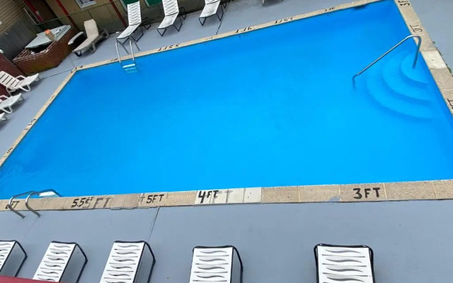 Offshore Motel