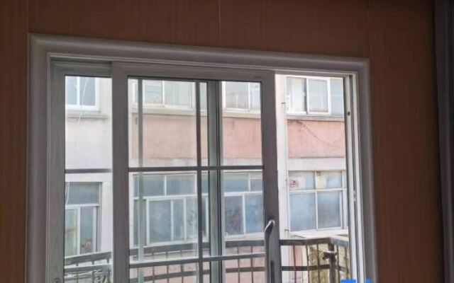 Yulian Tree Smart Hotel (Xinyang Railway Station Branch)