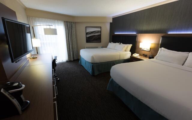 Holiday Inn Express Edmonton Downtown, an IHG Hotel