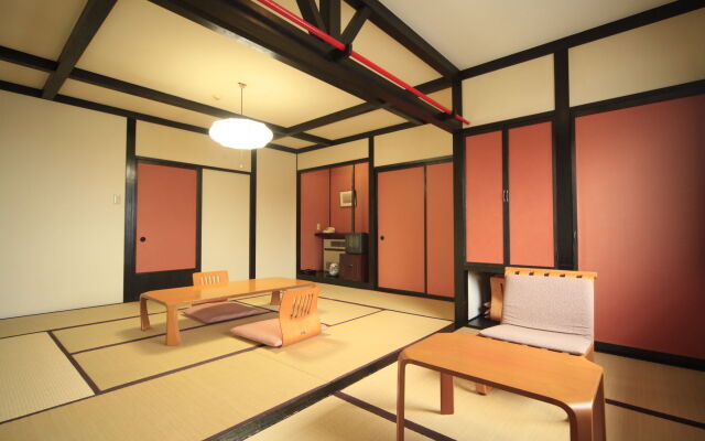 Omiya Ryokan