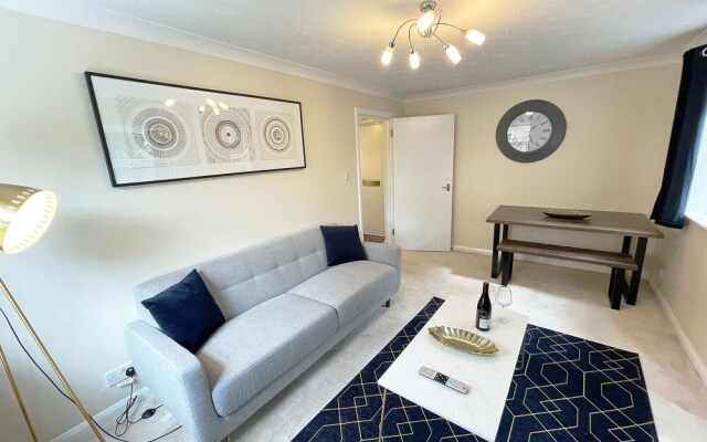 Continental Apartments Farnborough Wallis-square