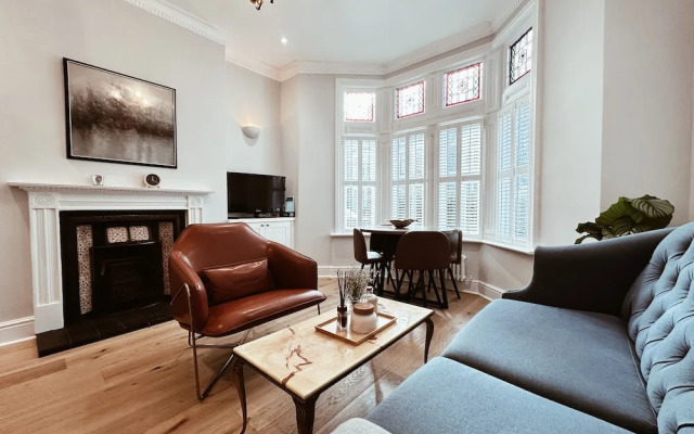 Pontcanna Sapphire-Cardiff City Centre