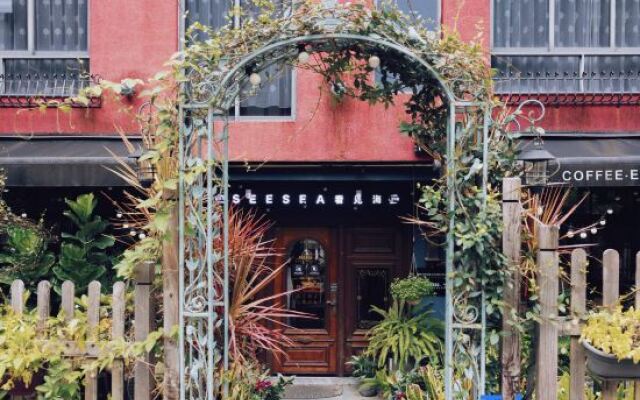 SeeSea｜ Vintage Garden Oceanfront Boutique Hotel