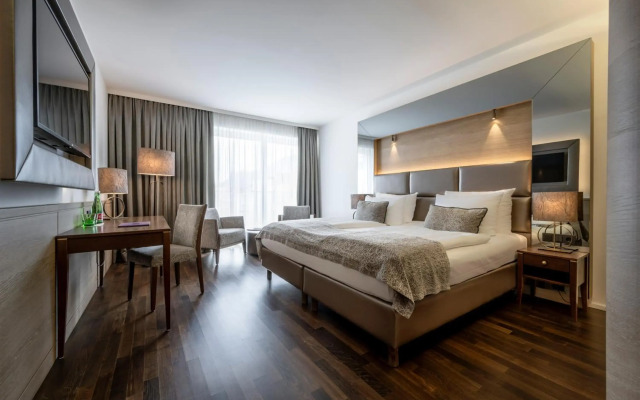 Sand Sea Beach Resort