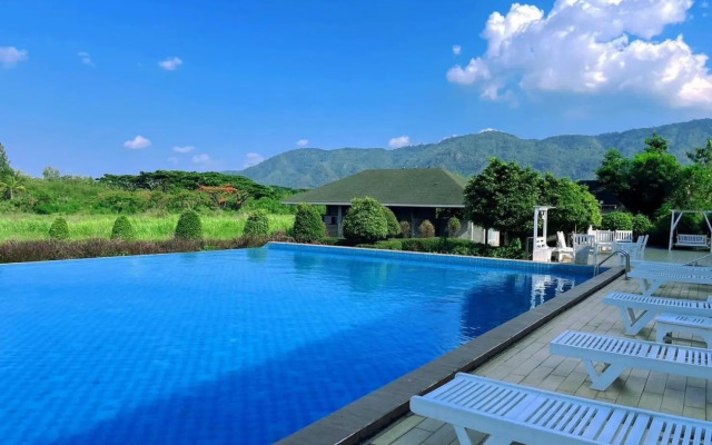 Aurora Resort