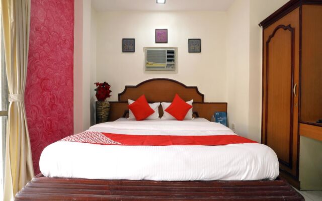 OYO Flagship 12049 Hotel Ravi Kiran Executive
