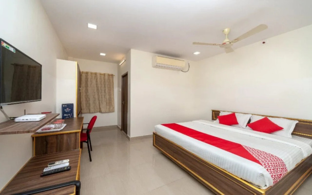 Sri Surya Guest Inn By OYO Rooms