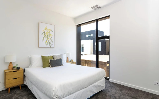 Urban Rest Port Adelaide Apartments