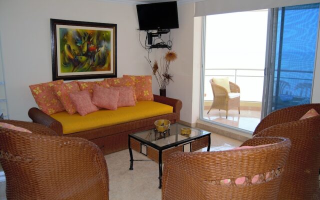 Torres Sol Ocean View Apartment