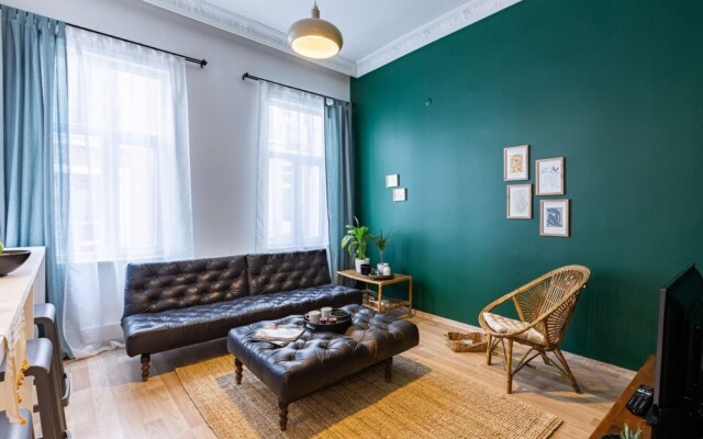 Stylish Flat 5 Min to Taksim Square in Beyoglu