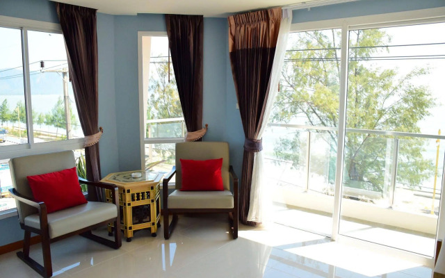 GoldenBeach Boutique Resort