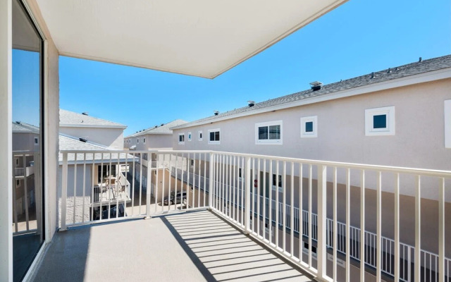 Starboard Village 521