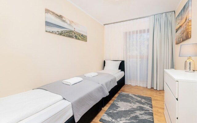 Apartment Batorego Gdynia by Renters