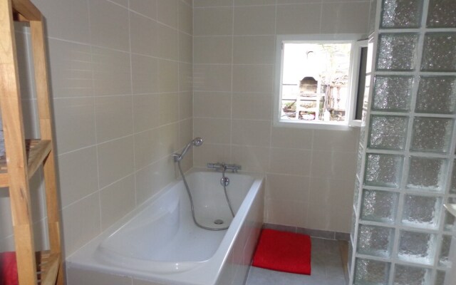 Appartement Legalite Avec Sauna Et Jacuzzi