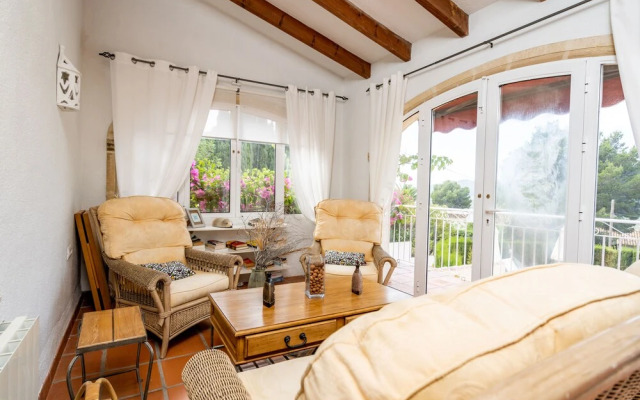 Stylish 5-bed Villa Almarina in Javea