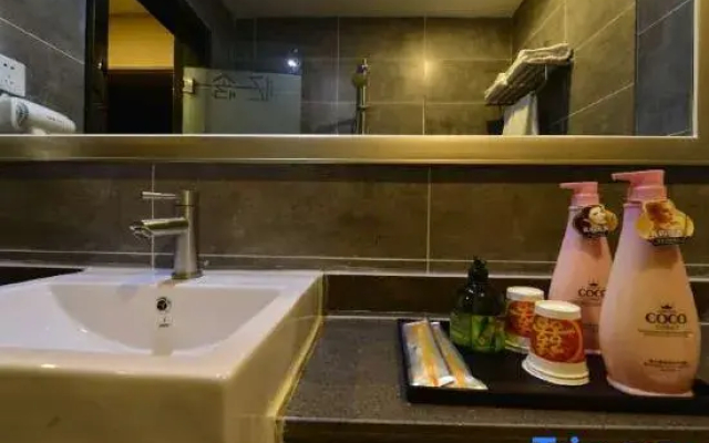 Yinian Hotel