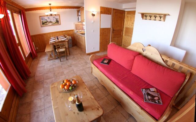 Résidence Les Arolles by Les Etincelles