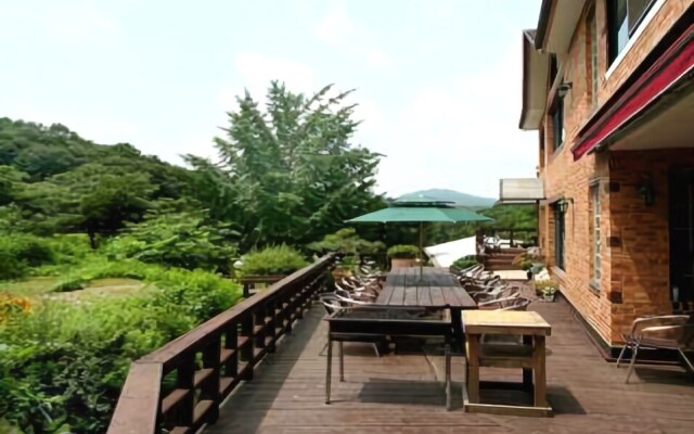 Yangpyeong Scented Clay Pension