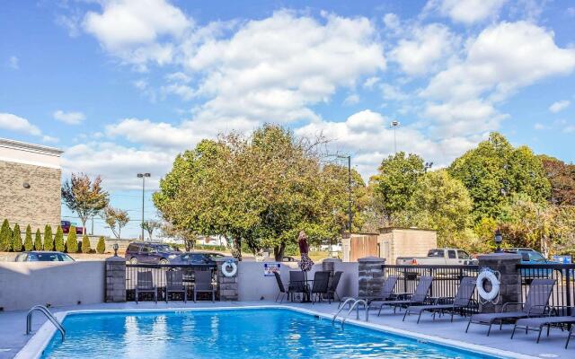 Comfort Inn Greensboro - Kernersville