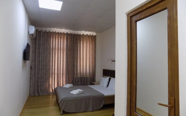 Hotel Mars