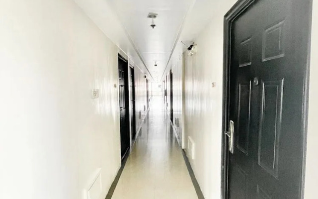 Capital O 75412 V Resort