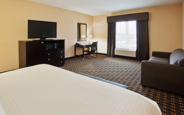 Holiday Inn Arlington NE-Rangers Ballpark by IHG