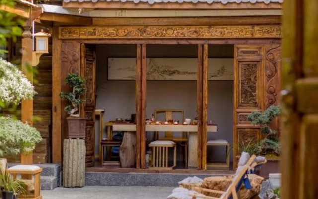 Shuhe Wisteria Inn Lijiang