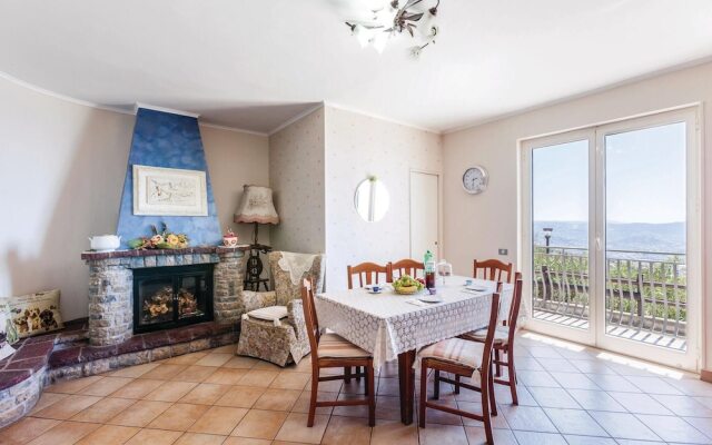 Beautiful Home in Agropoli SA With Wifi and 4 Bedrooms