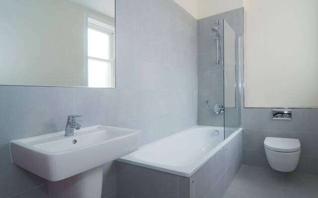Hammersmith One - Q Home