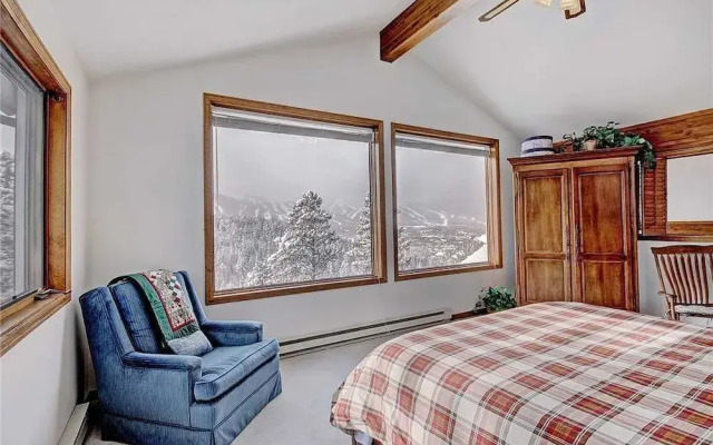 2542 Boreas Pass Private Home with Hot Tub