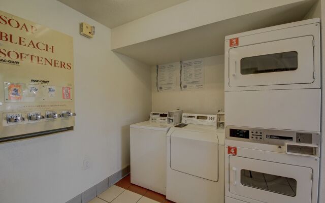 Studio 6 San Antonio, TX - Fort Sam Houston Area