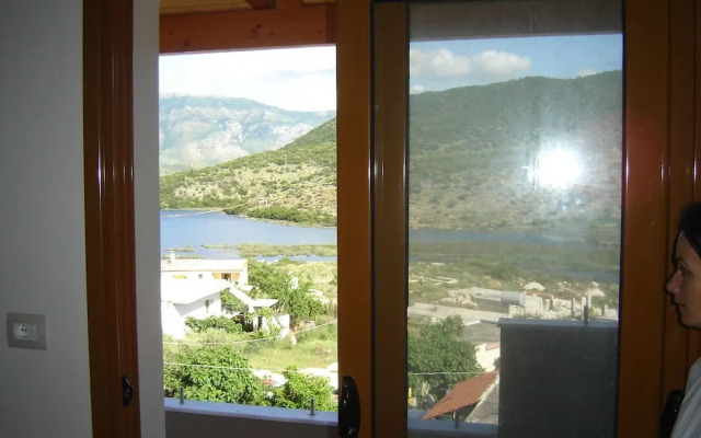 Ksamil Apartments