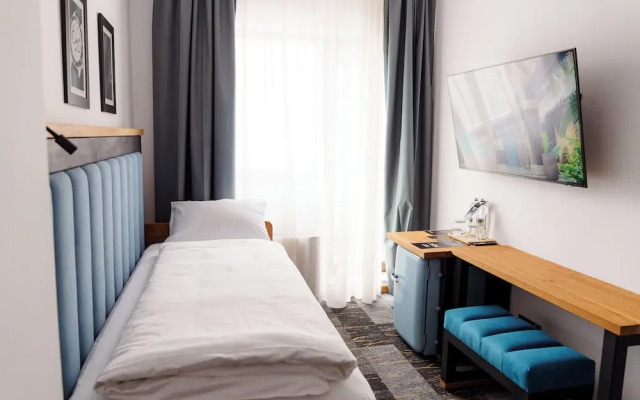 HOW Boutique and Hotel