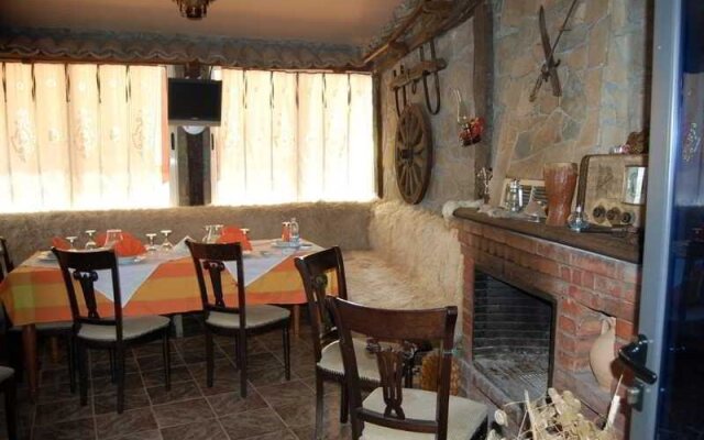 Hotel Pilo Lala Konjat