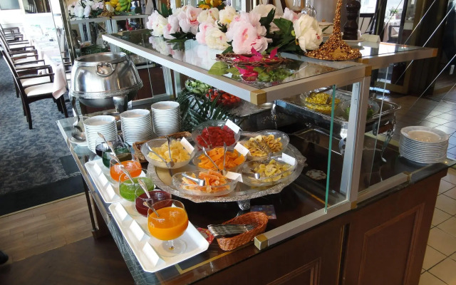 Hiroshima Grand Intelligent Hotel