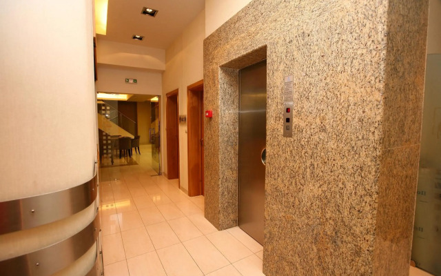 Hotel Flisvos