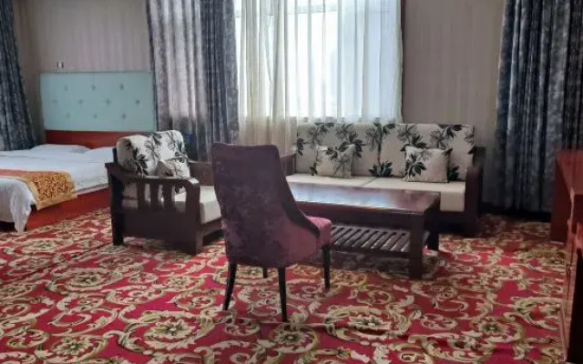 Baiyangdian Huayang Hot Spring Hotel
