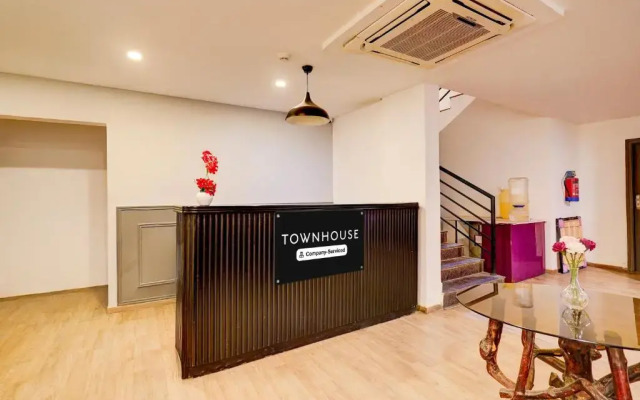 Oyo Townhouse 490 Indira Nagar Extention Bangalore