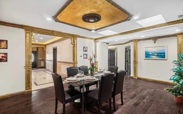 Stunning House wt 6Br 5bth SJ