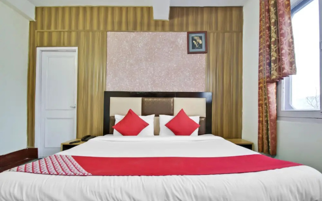 Capital O 11741 Hotel Nest