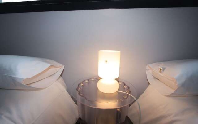 Vigo Beds & Rooms