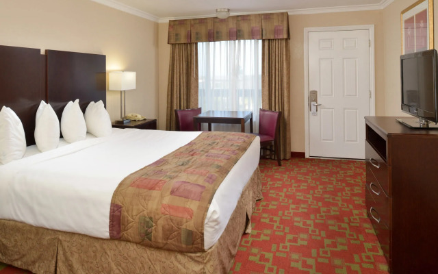 Pacific Shores Inn