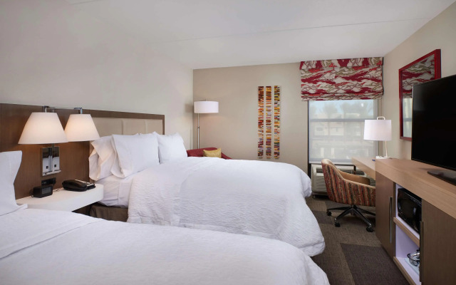 Hampton Inn & Suites Phoenix/Scottsdale on Shea Boulevard